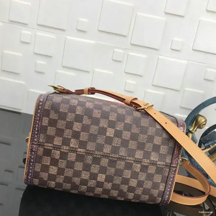 Fashionrepsfam ru 19T1L0354 LV Bags 0806